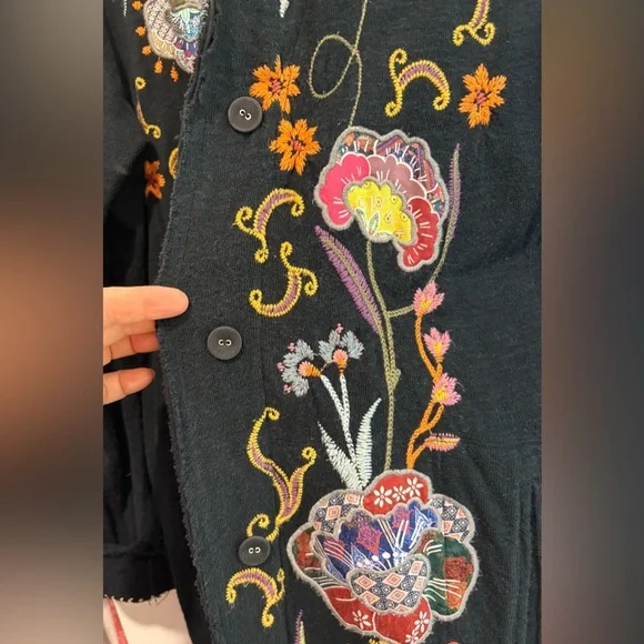 Johnny Was Biya TARIA APPLIQUE CARDIGAN - Picture 11 of 13